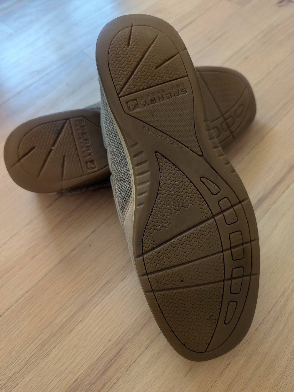 Sperry Topsider - Picture 3 of 6